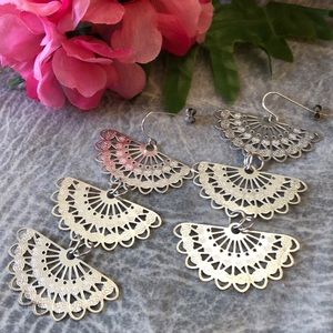 Silver Fan Filigree Dangle Earrings